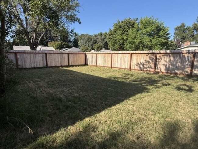 Building Photo - Home For Rent in Fair Oaks, CA