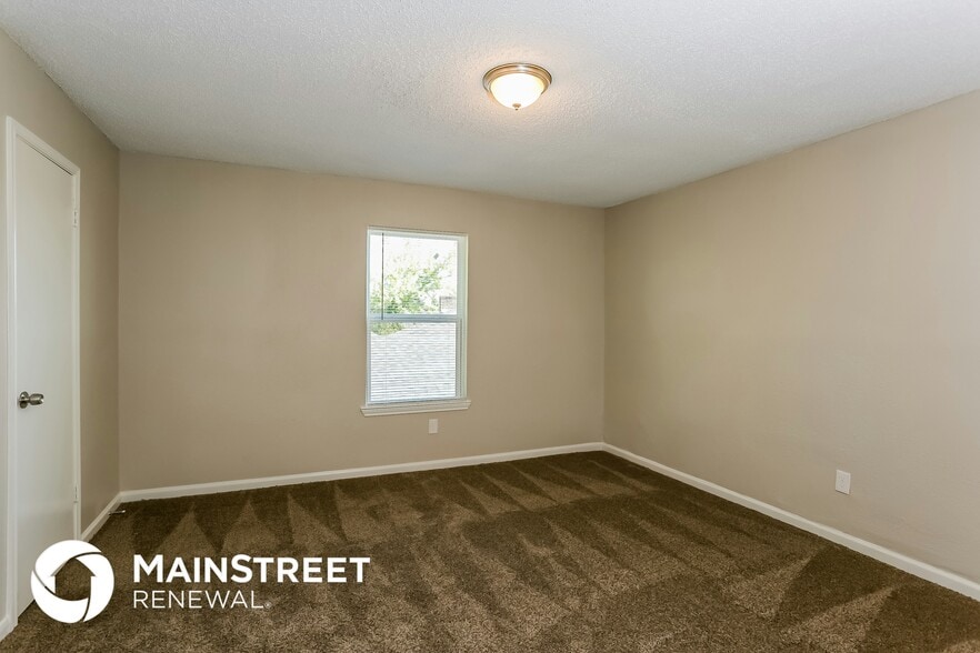 Building Photo - 1434 New Tree Ln