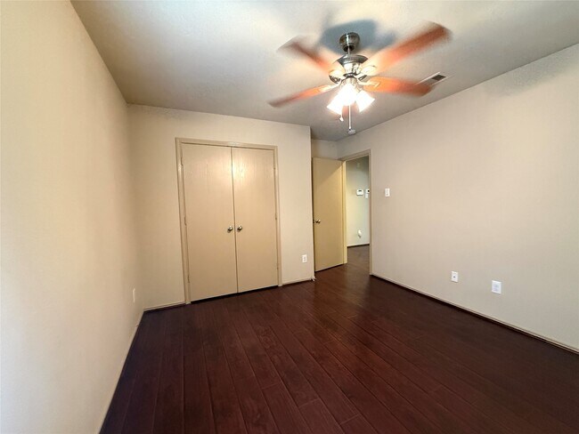 Building Photo - 24210 Silversmith Ln
