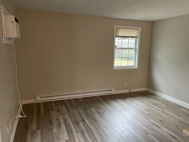 Building Photo - Bordeaux Duplex