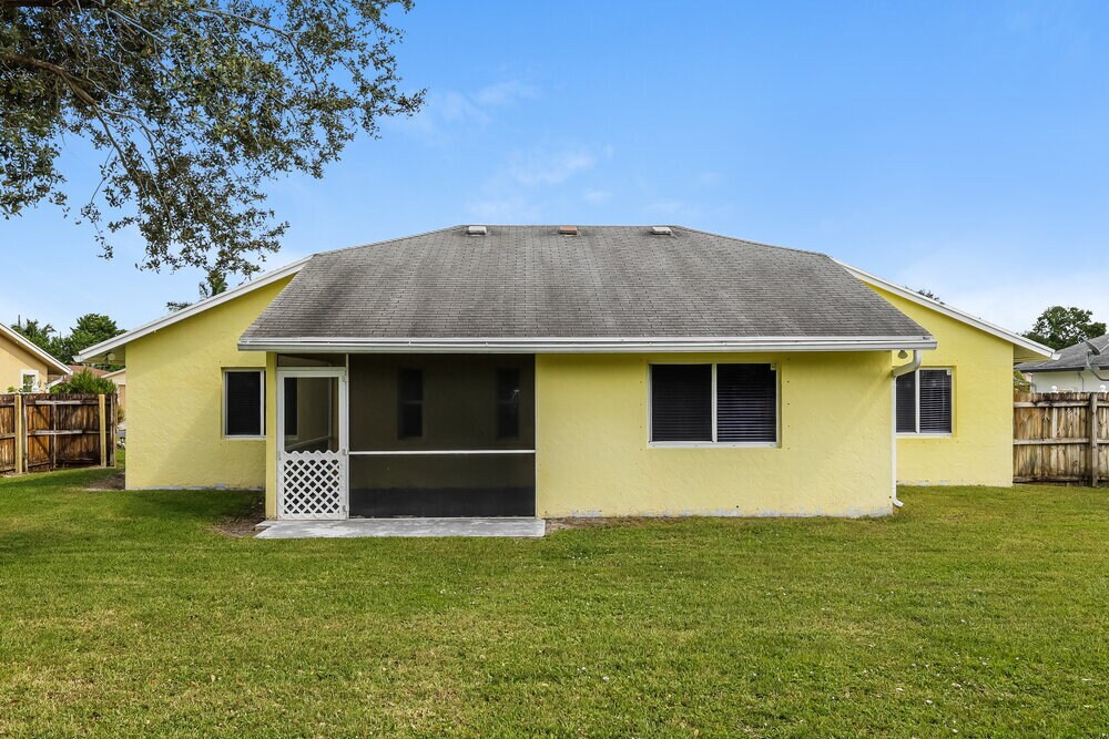 Building Photo - 109 Almeria St