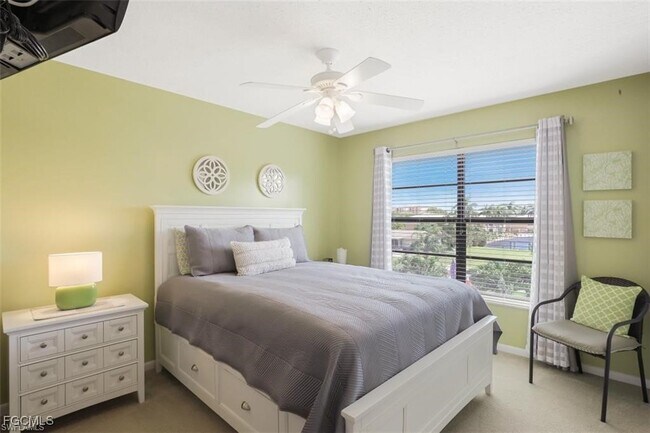 Building Photo - 1835 Beach Pkwy W