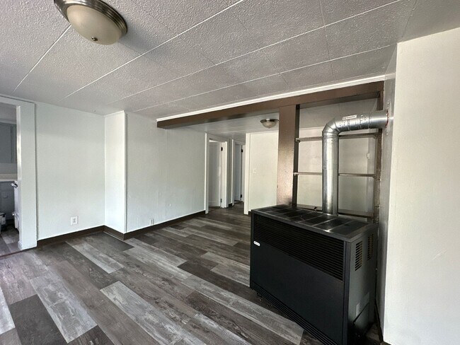 Building Photo - N3rd234