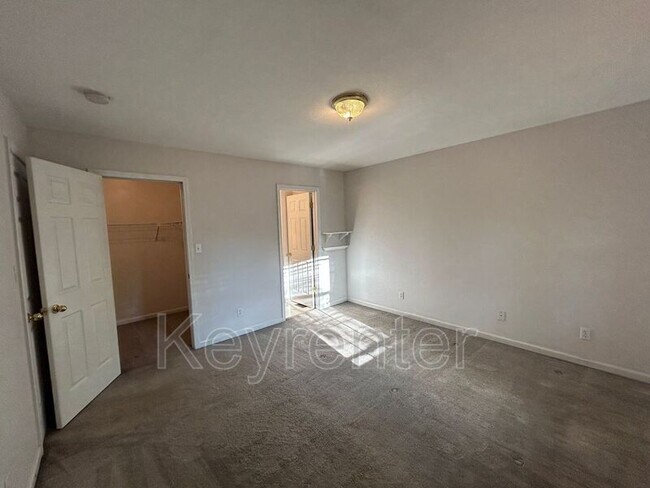 Building Photo - 4417 Fawnie Ln