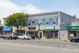Building Photo - 216-222 Broadway