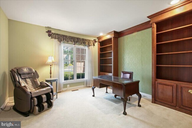 Building Photo - 10243 Brittenford Dr