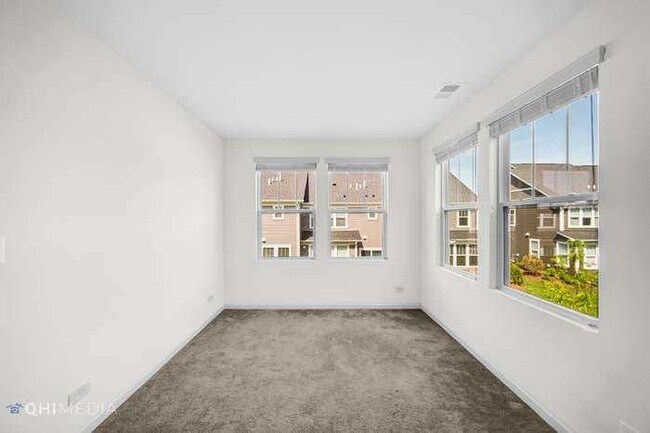 Building Photo - 458 Watercress Dr