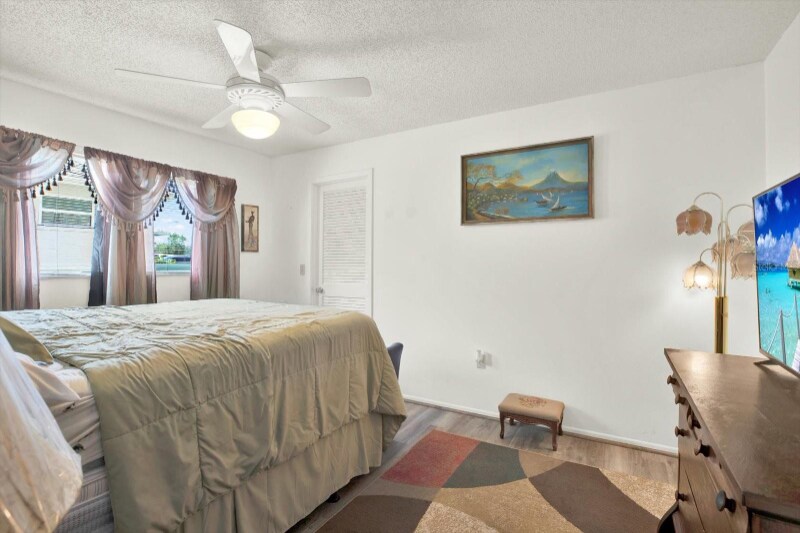 Building Photo - 11256 Holbrook St