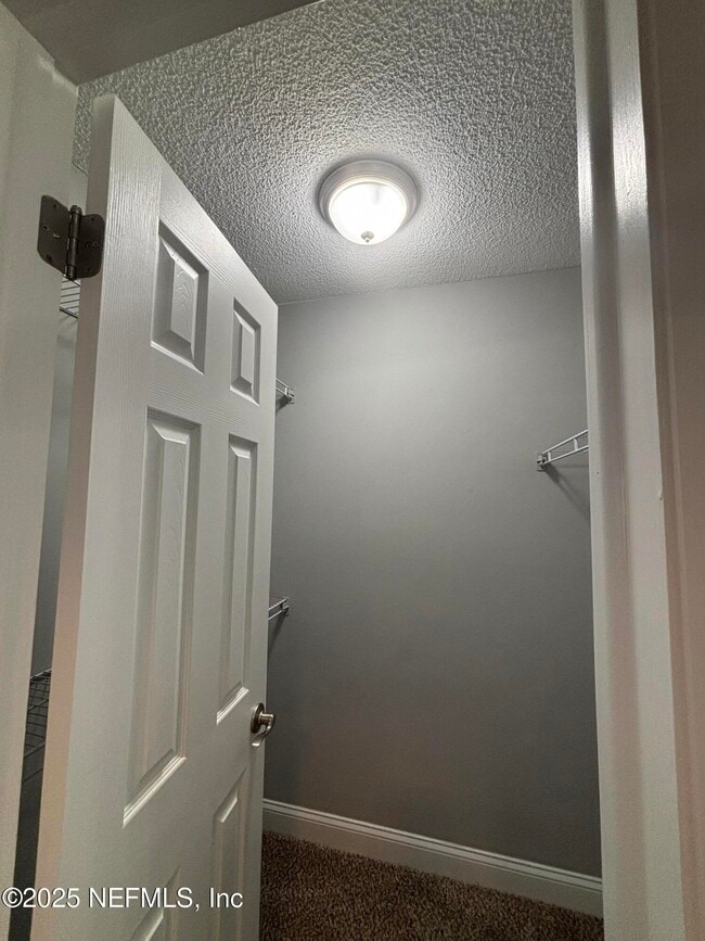 Building Photo - 12344 Cormorant Ct
