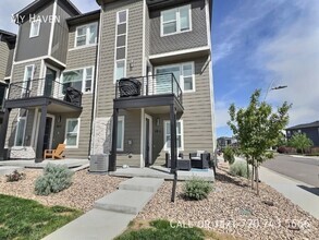 Building Photo - Beautiful and Spacious New Townhome in Nor...