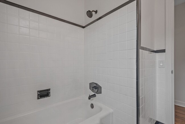 Building Photo - Beautifully Updated 4BR 2BA Home in Madiso...