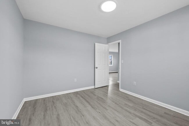 Building Photo - 18 Armor Ct