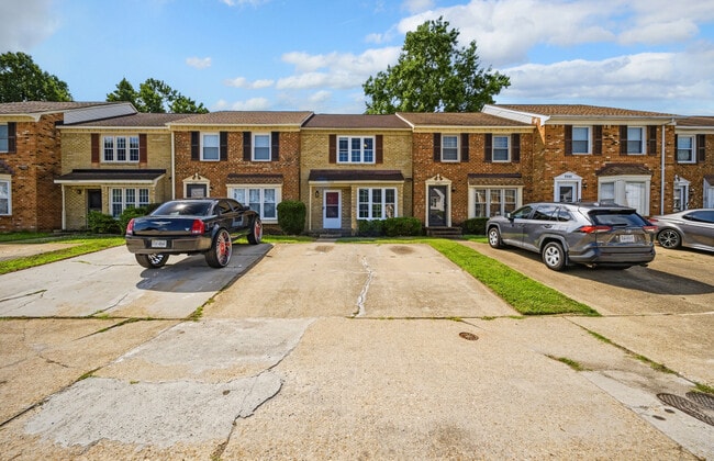 Building Photo - 5589 Campus Dr