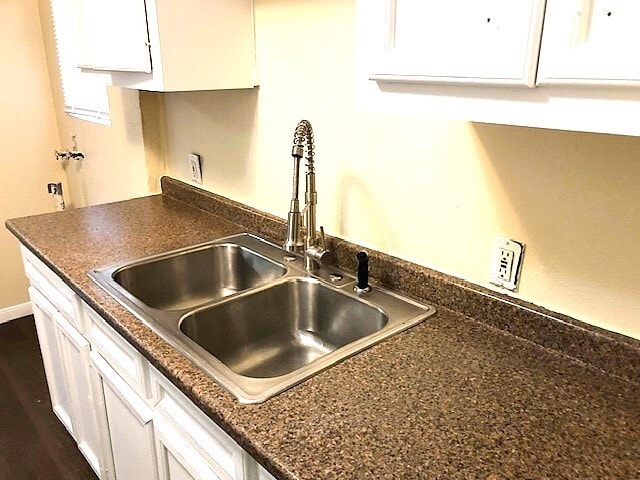 Building Photo - 10830 Fairland Dr