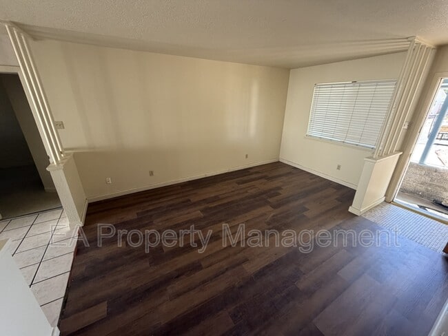 Building Photo - 1732 Muriel St NE