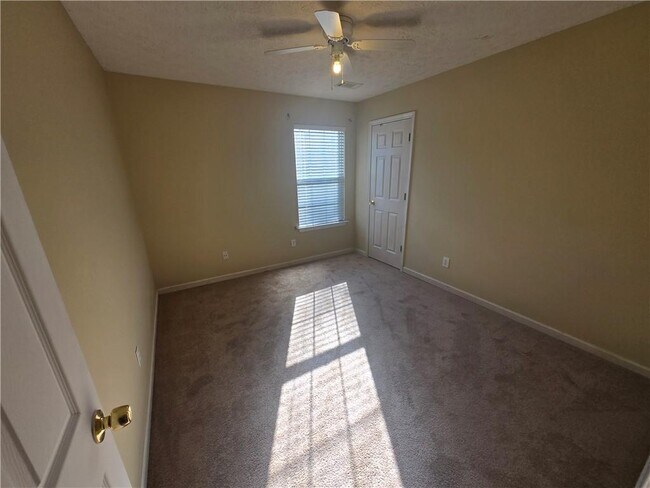 Building Photo - 1822 Chasewood Park Dr