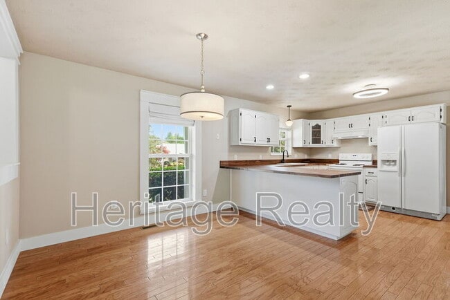 Building Photo - 2707 Lady Bug Ln