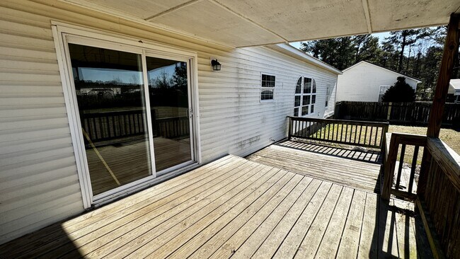 Building Photo - 1126 Haw Branch Rd