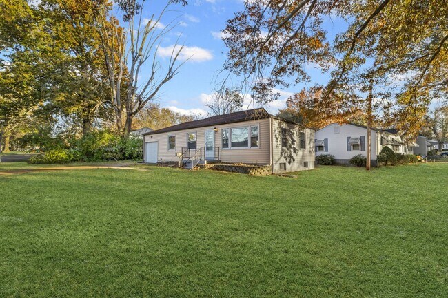 Building Photo - Sweet on Nectar