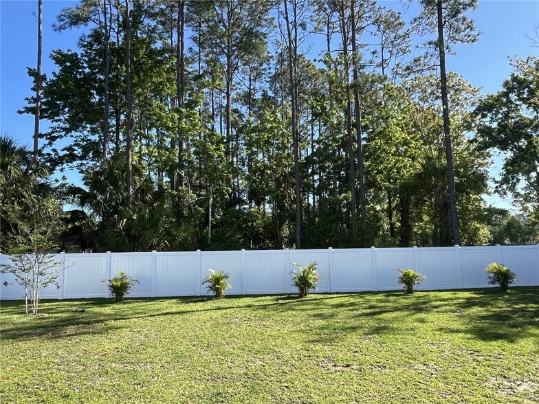 Building Photo - 37 Rickenbacker Dr