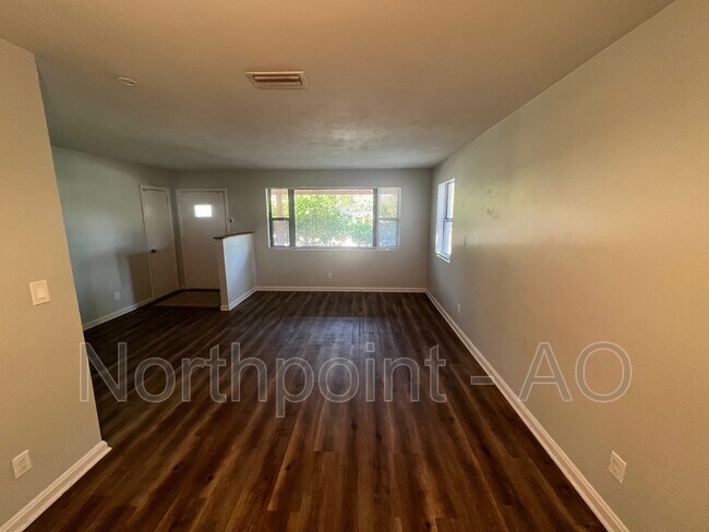 Building Photo - 10614 Beverly Nalle Rd