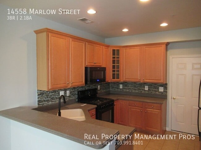 Building Photo - 14558 Marlow Street