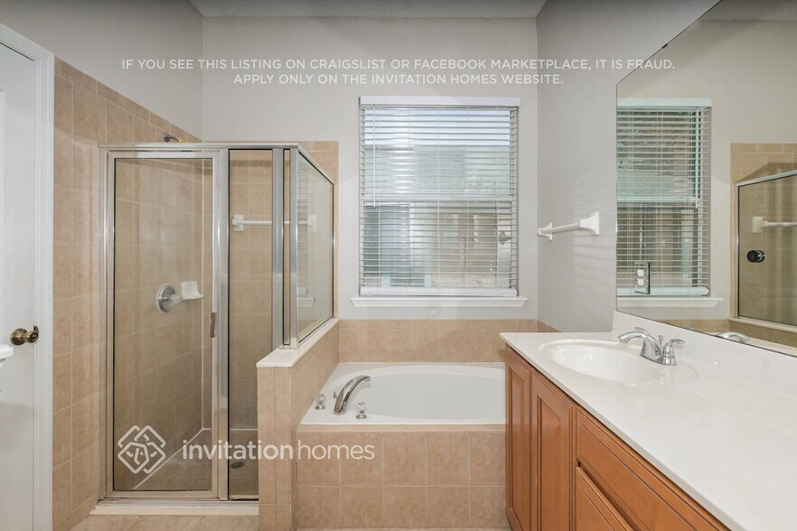 Building Photo - 13114 Tom Morris Dr