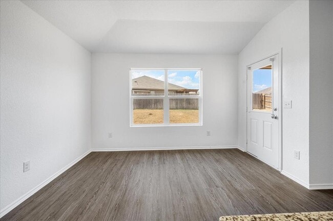 Building Photo - 15116 Custis Ln