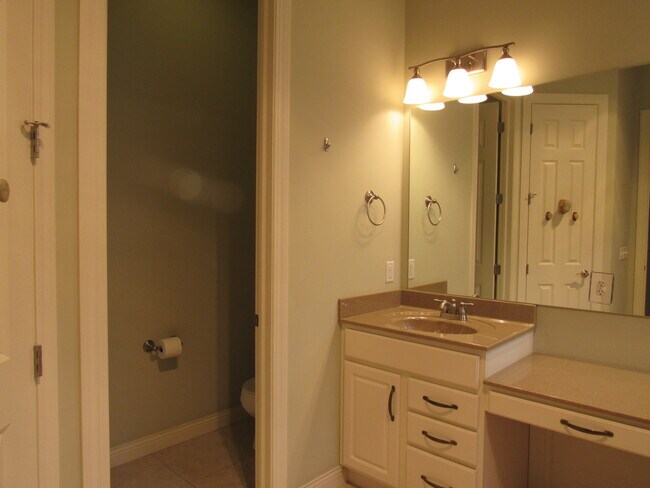 Building Photo - 3164 Meridith Way