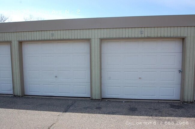 Building Photo - 11235 12th Ave N
