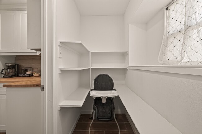 Building Photo - 8307 Carvel Ln