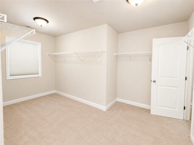 Building Photo - 4181 Summer Breeze Wy