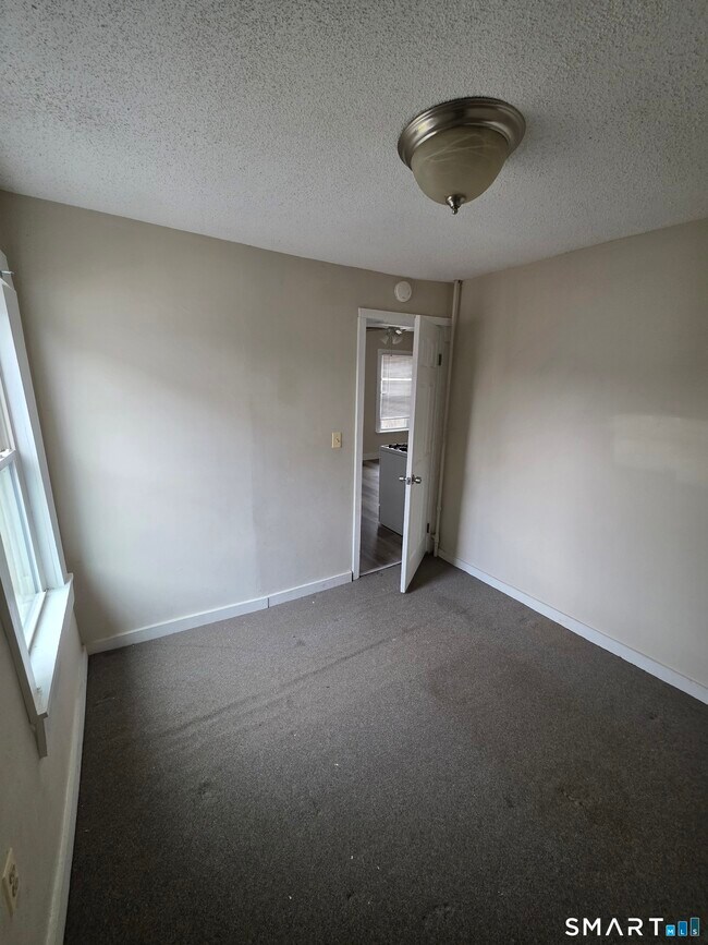 Building Photo - 49 Springdale Ave