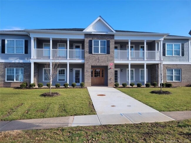 Building Photo - 10 Berkshire Rd