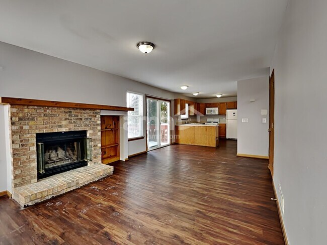 Building Photo - 12 W Country Walk Dr