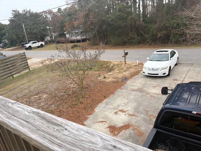 Building Photo - 1 Bedroom 1 Bath Available Now for Year Round Rental! $975/mo