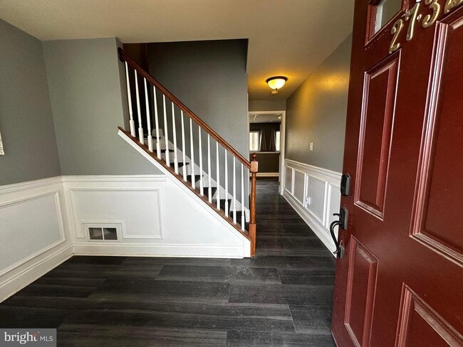 Building Photo - 2732 Shelburne Rd