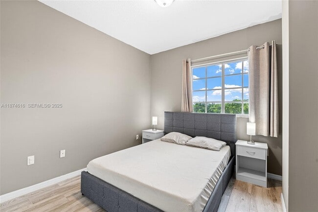 Building Photo - 5271 SW 8th St