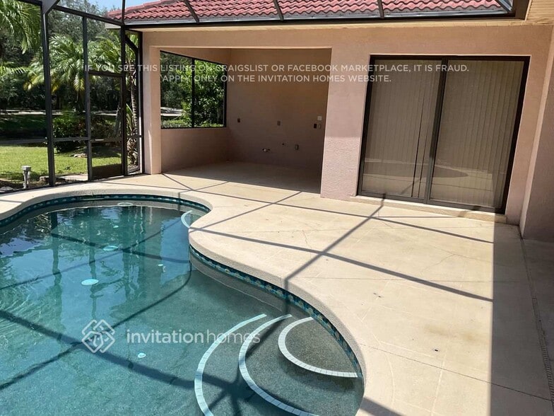 Building Photo - 1102 Brambling Ct