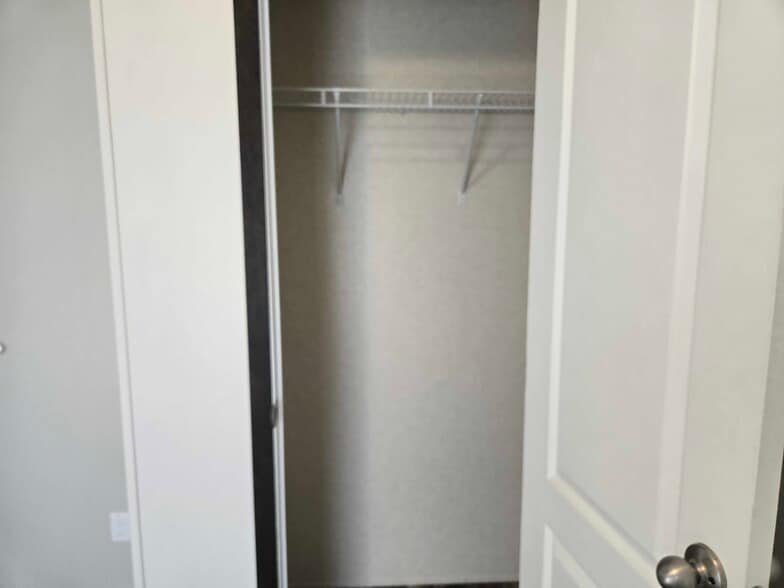 Building Photo - 3510 N 9th St