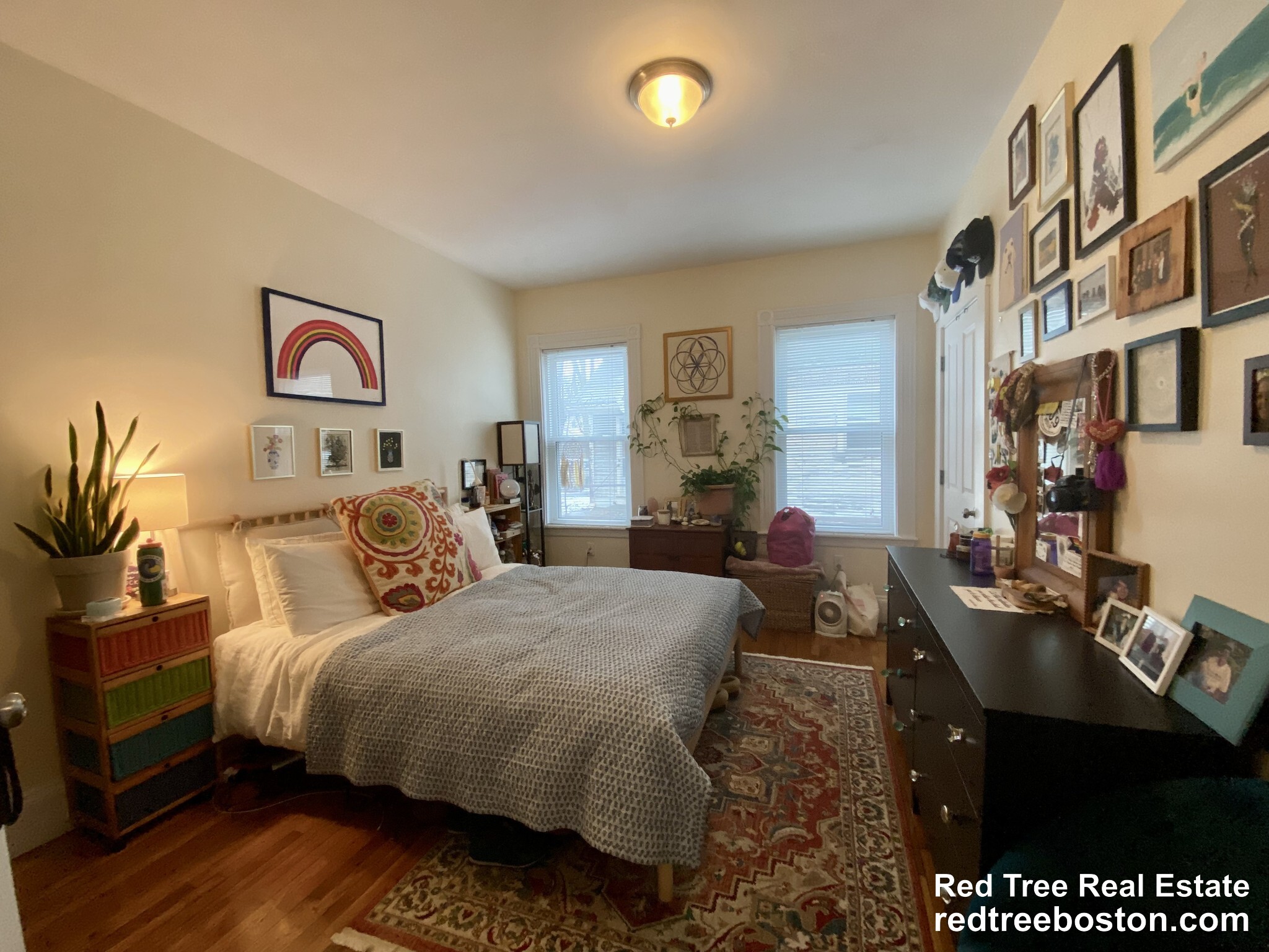 Building Photo - 177 School St