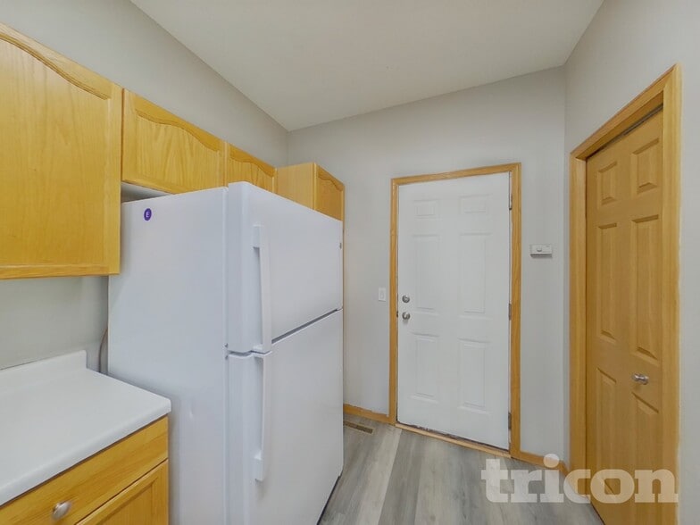 Building Photo - 14397 Banyan Ln