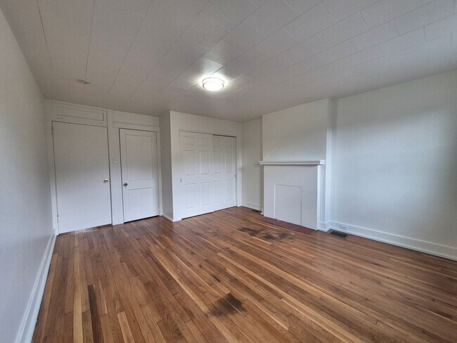 Building Photo - Newly Renovated Home in the Heart of Morningside!