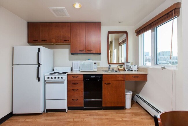 Building Photo - Anchorage Grand Apartments | 1 Bed, 1 Bath Fully Furnished Apartment with Queen Bed in Downtown A...