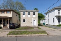 Building Photo - 170 W 8th St