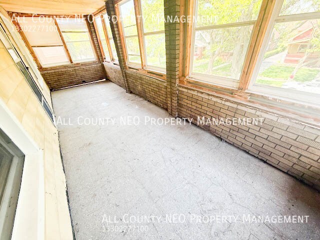 Building Photo - 12114 Soika Ave