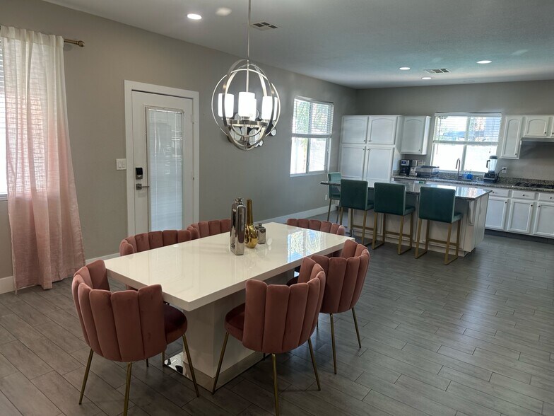 Building Photo - 2998 Clarity Ct