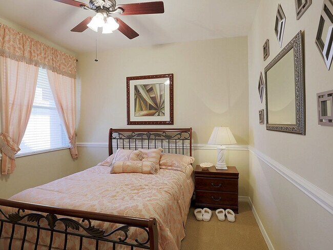 Building Photo - Moody River~  Furnished Coach Home