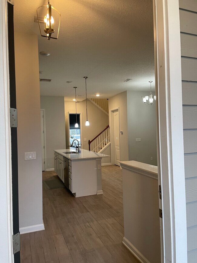 Building Photo - 64 Seastar Ct