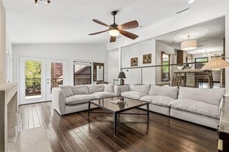 Building Photo - 6124 Summer Creek Cir